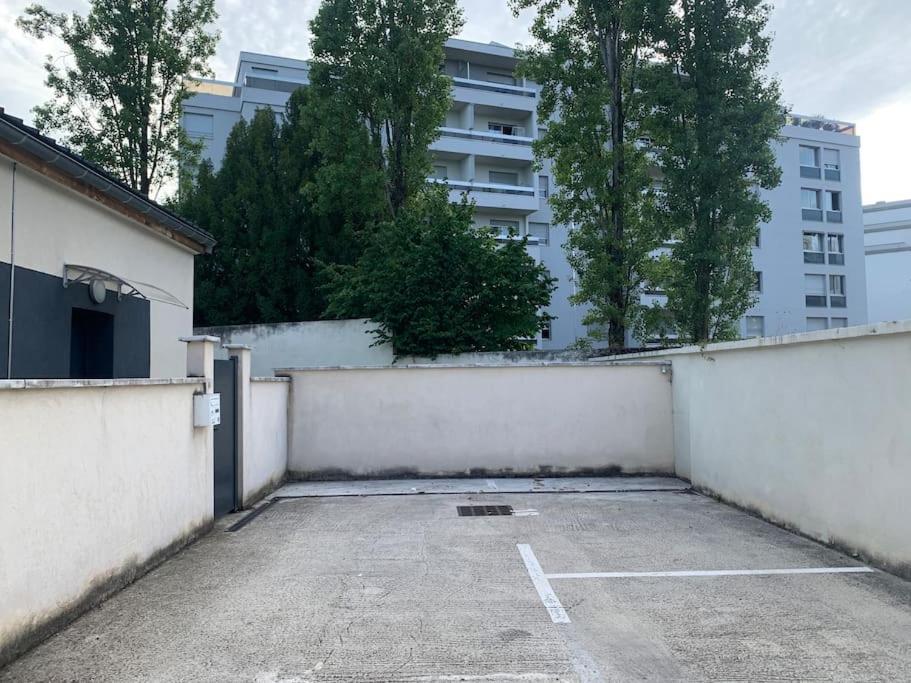 Maison Familiale Centre Dijon Villa Екстериор снимка